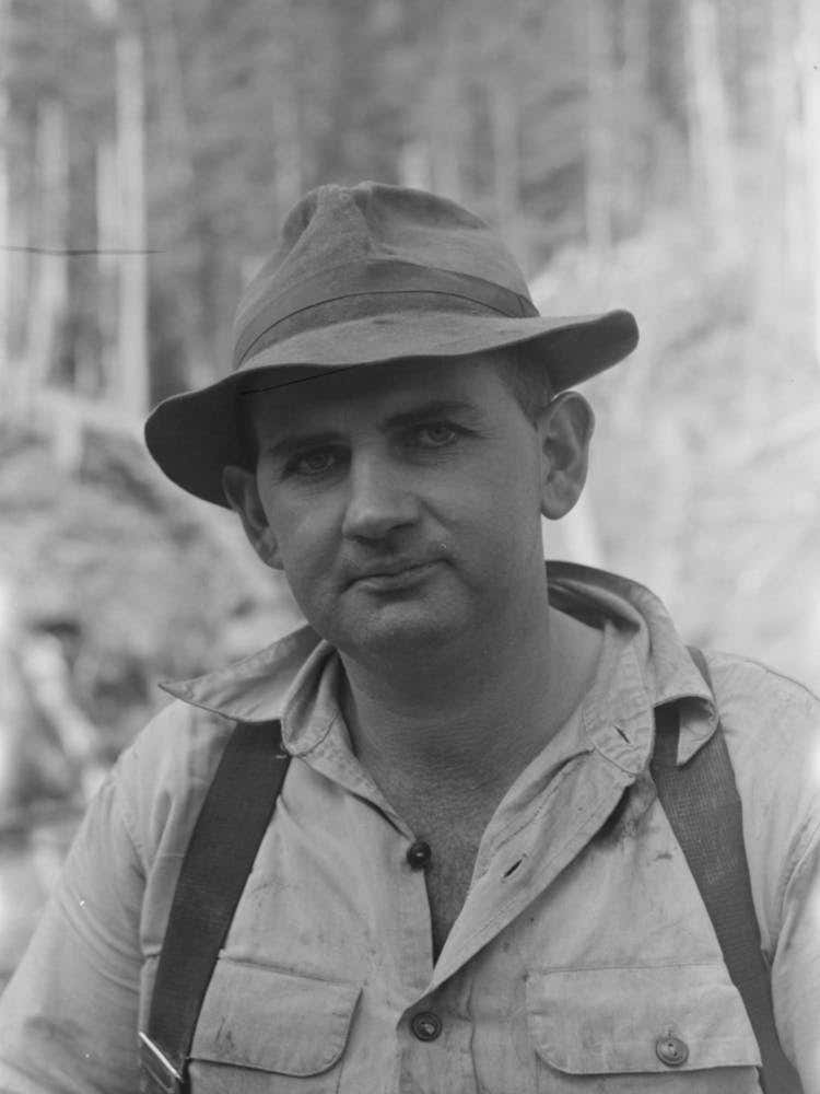 Lumberjack, Long Bell Lumber Company, Cowlitz County, Washington By Russell Lee 2