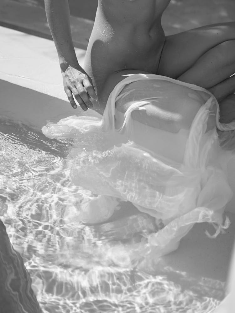 Splash b&w