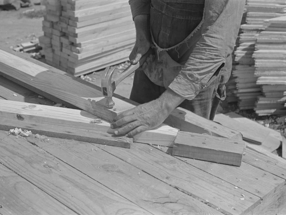Food storage plant, Jig for making food storage gable ends and trusses