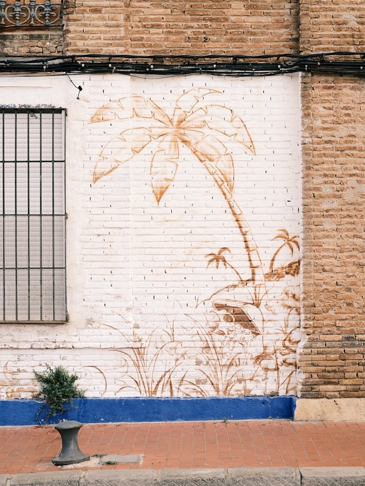 Palm Tree On A Wall // Valencia, Spain, Travel Photography