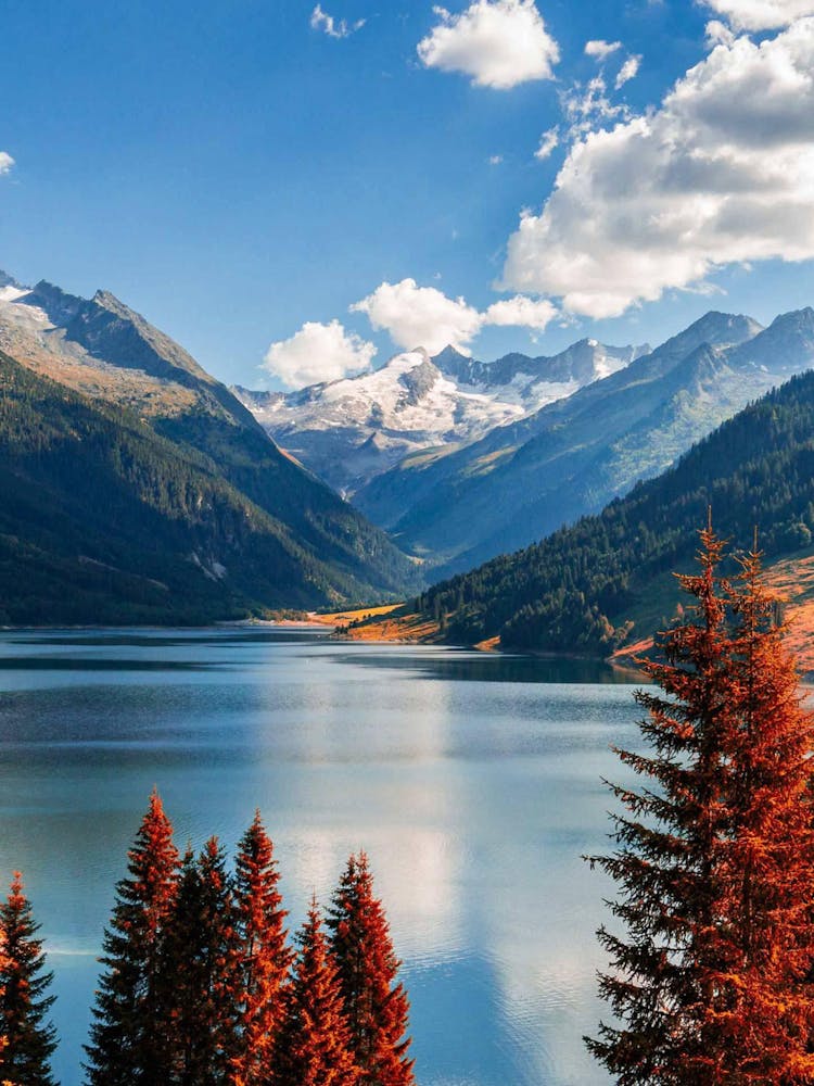 Lake - Lake Stock Videos & Royalty-Free Footage