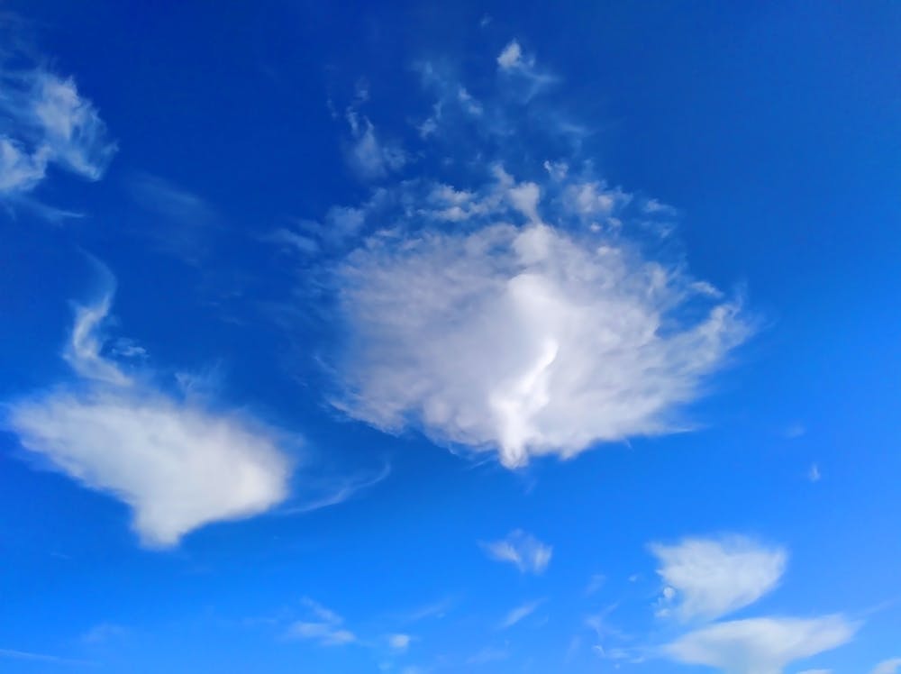 Nuages Fous Dans Le Ciel