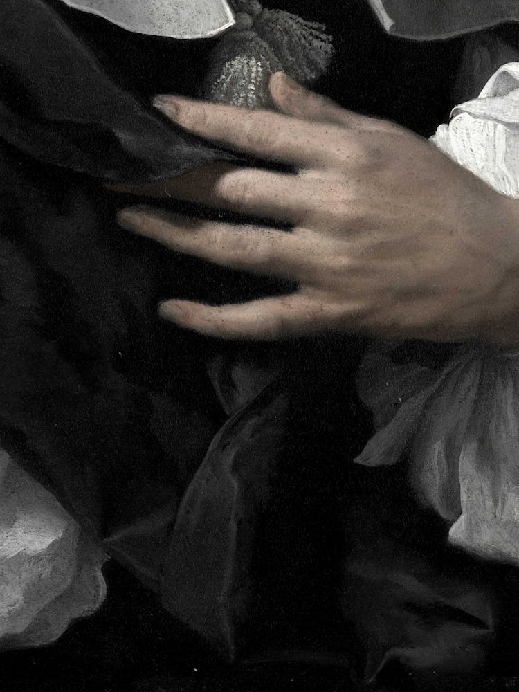 Nun'S Hand