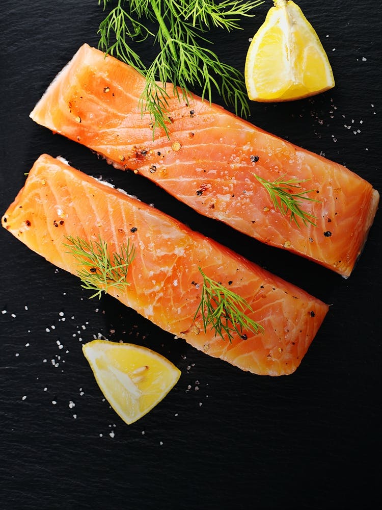 Poisson cru de saumon — Affiche/tableau de cuisine alimentaire, art photographique