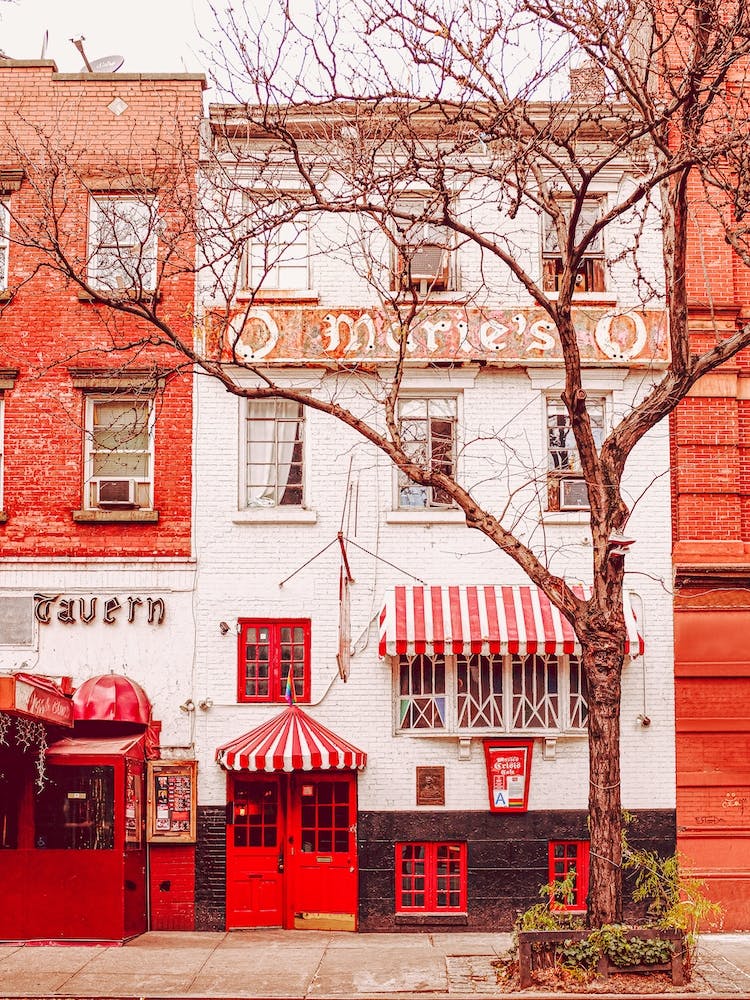O Maries, New York