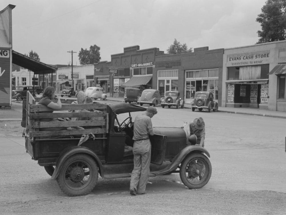 Migrant Family S Car Stalled In Main Street Of Small Town Near Henrietta I E Henryetta, Oklahoma By Russell Lee