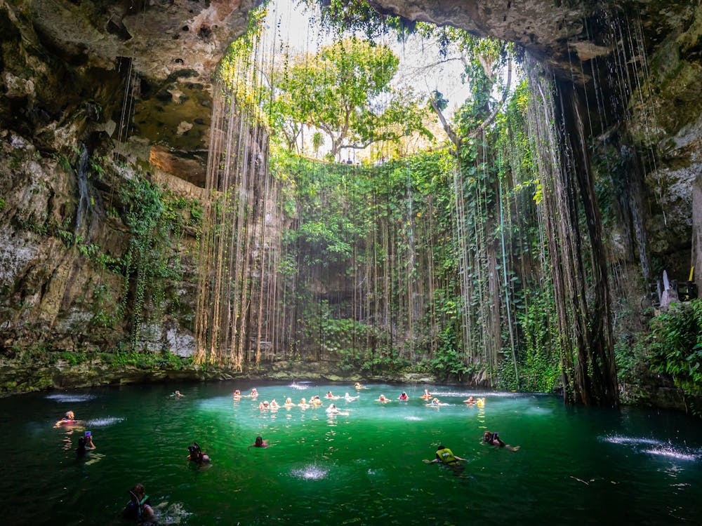 Cenote Ik Kil Yucatán, Mexico