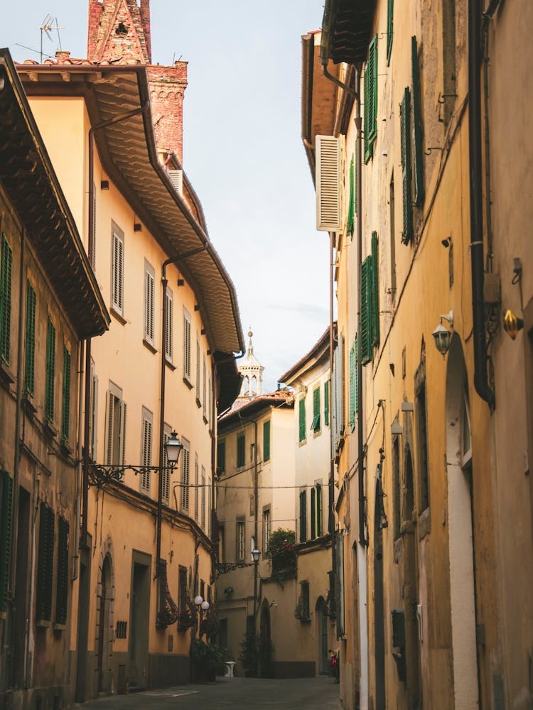 Streets Of Tuscany Italy 02