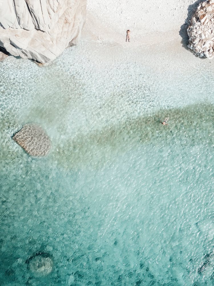 Ikaria, Seychelles Aerials