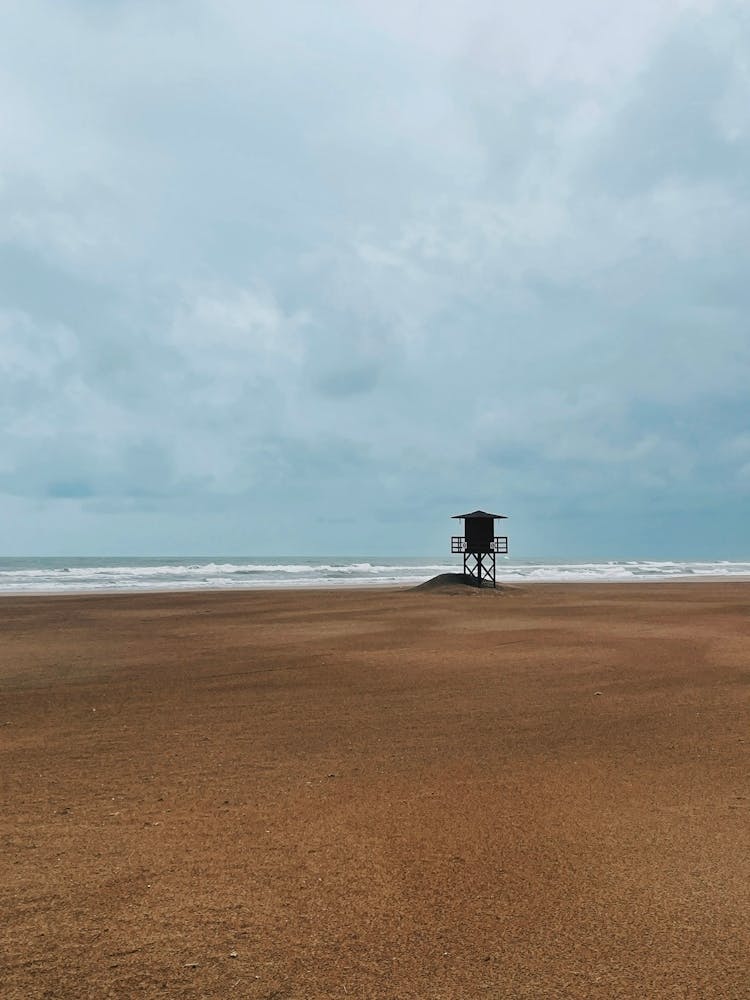 Lifeguard Tower, Cullera, Valencia