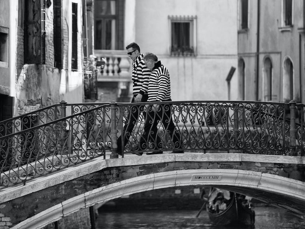 Gondoliers Of Venice