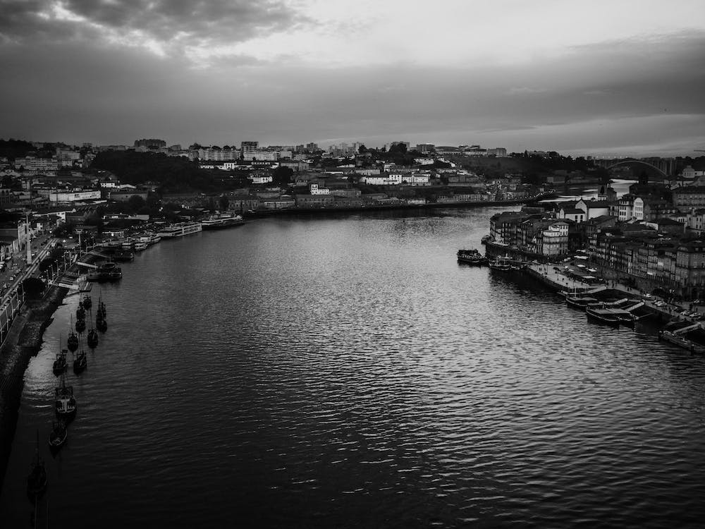 Porto Black And White
