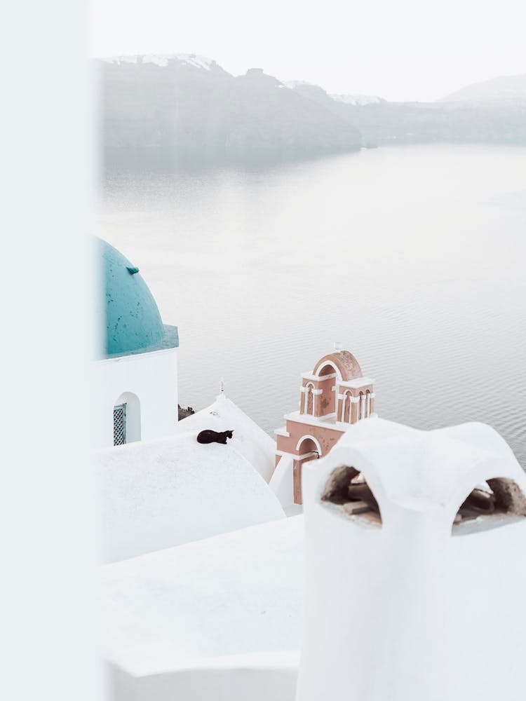 Whitewashed Wonder, Santorini