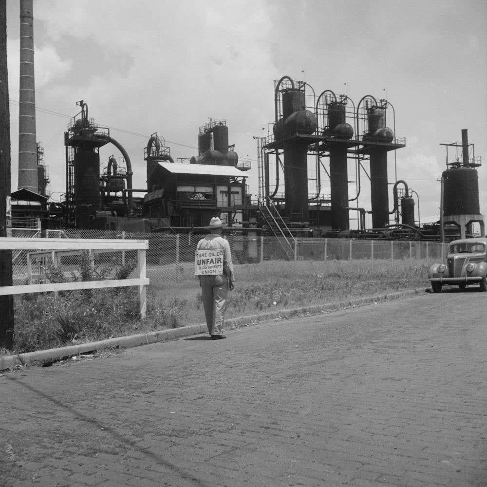 Picket Oil Plant At Muskogee, Oklahoma By Russell Lee
