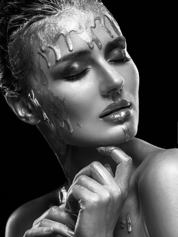 Black And White Portrait Of A Woman 19