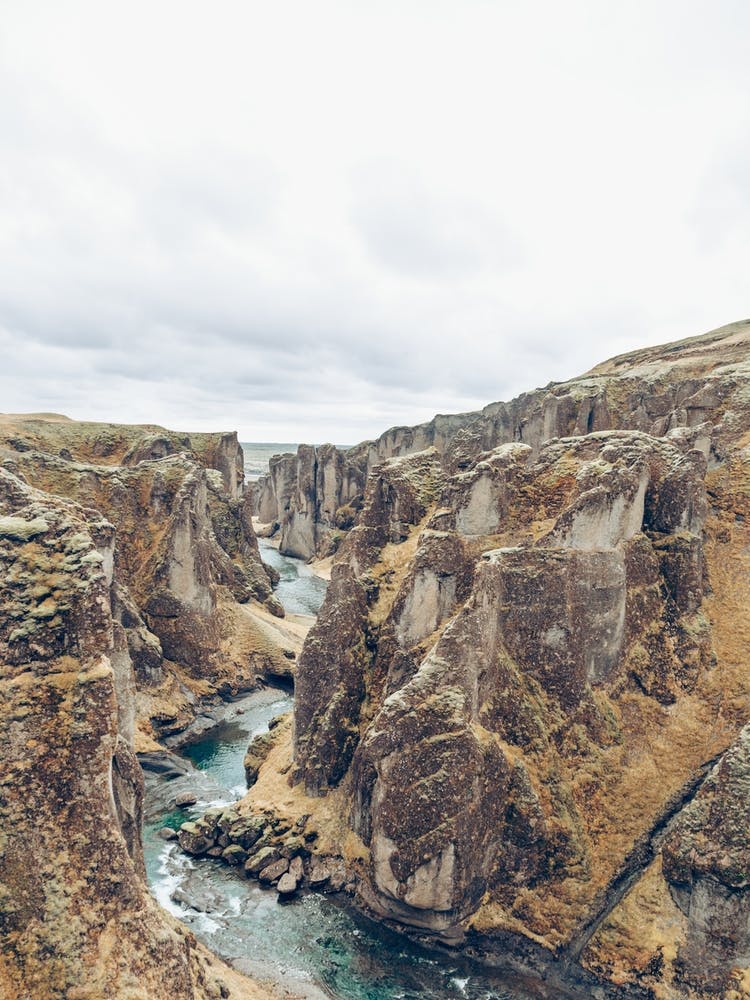 Vallée en Dessous