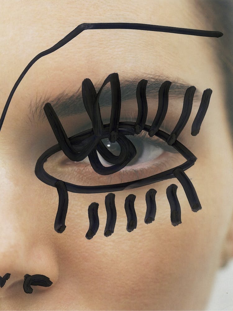 Kendall Black Eye