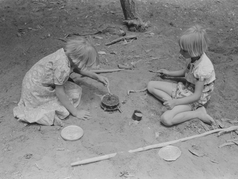 Photo Sans Titre, Possiblement Liée Aux Enfants Whinery Jouant, Pie Town, New Mexico Par Russell Lee