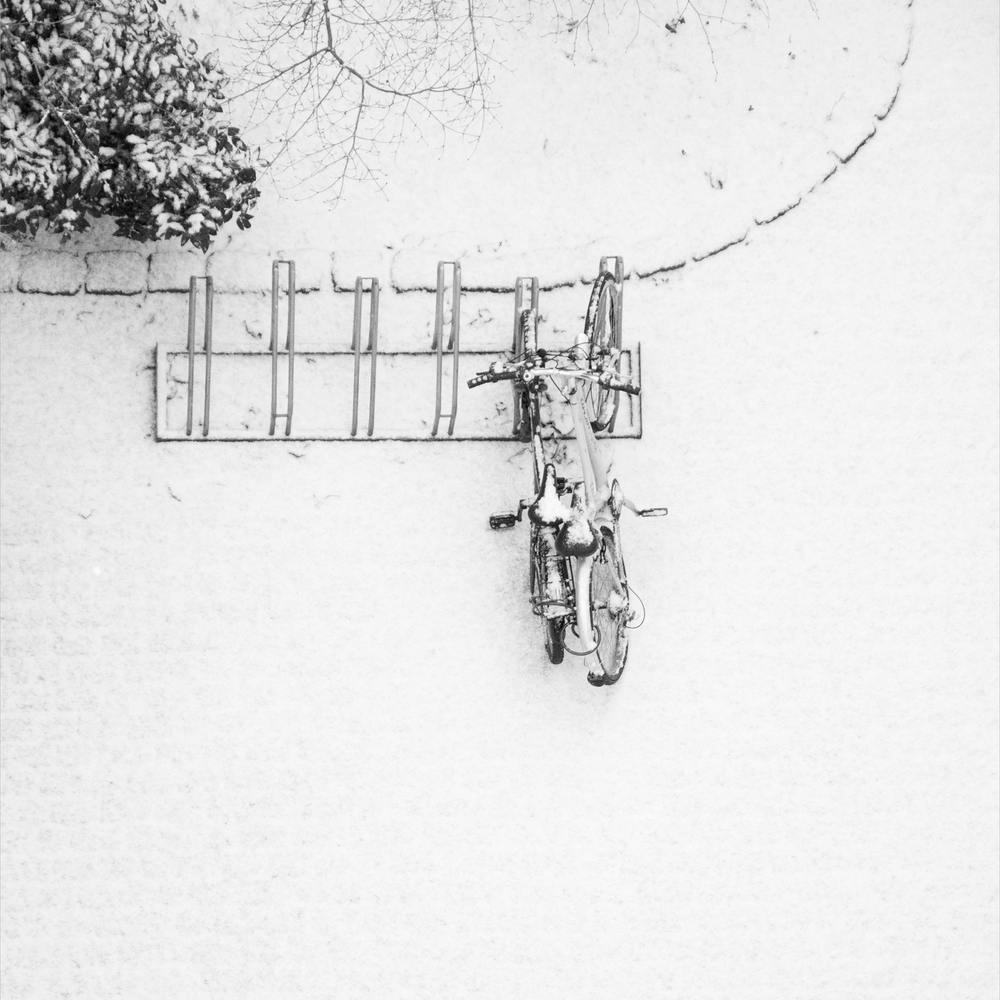 Winterweiße Fahrräder Quadrat