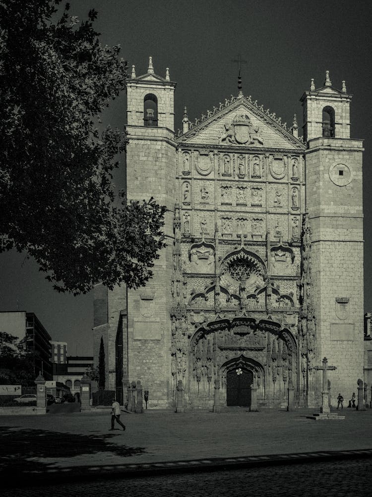 Black and White religion, Valladolid,Spain