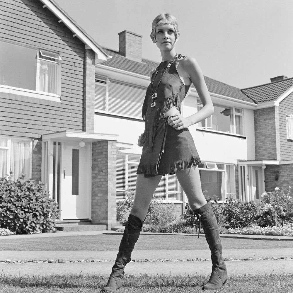 Twiggy Modelling Hippy Style 1967