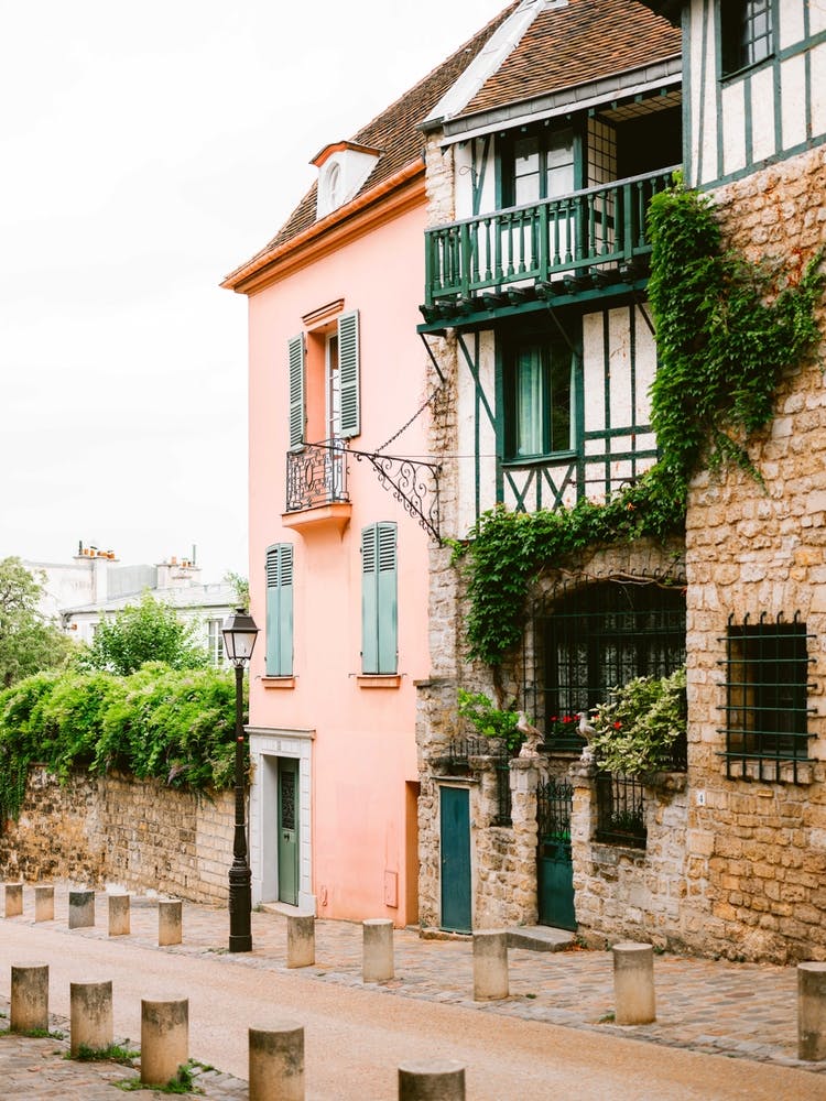Rue De Abreuvoir Paris