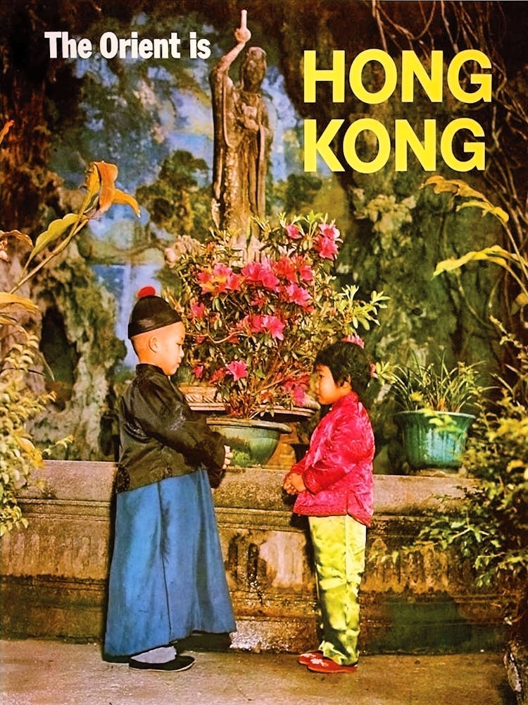 Hongkong, zwei kleine Jungen im Garten
