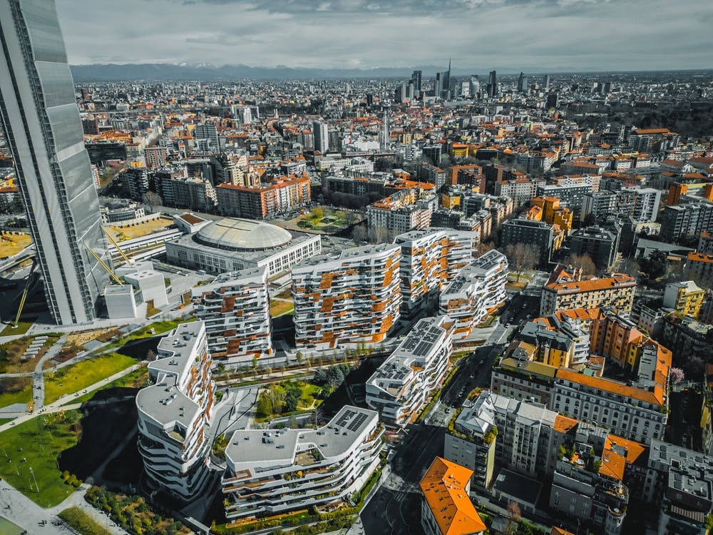 Milan, Italie Europe - Paysage Urbain Ligne d'Horizon Art Mural de Voyage. Tre Torri, Citylife Apartments / Zaha Hadid Architects