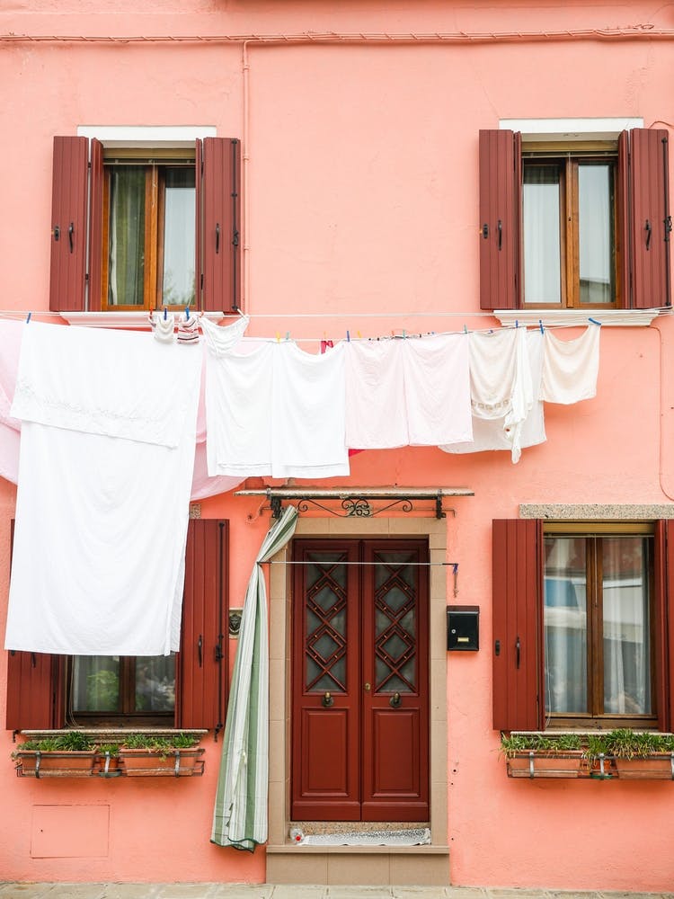 Orange Washing Italy