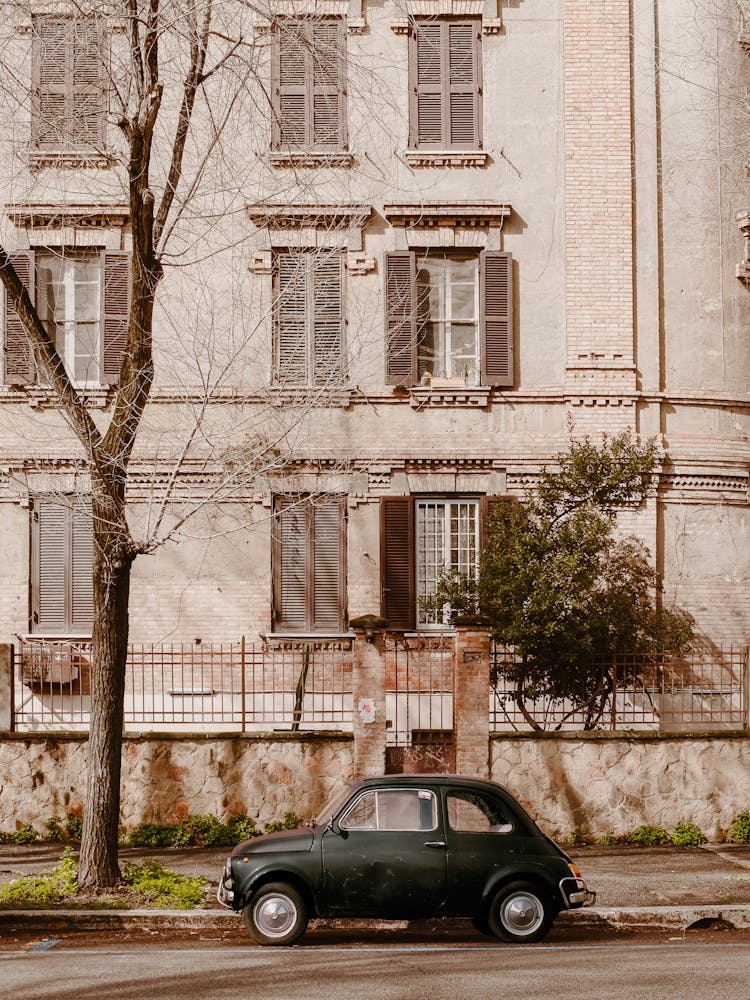 Old Cinquecento Fiat Car, Rome