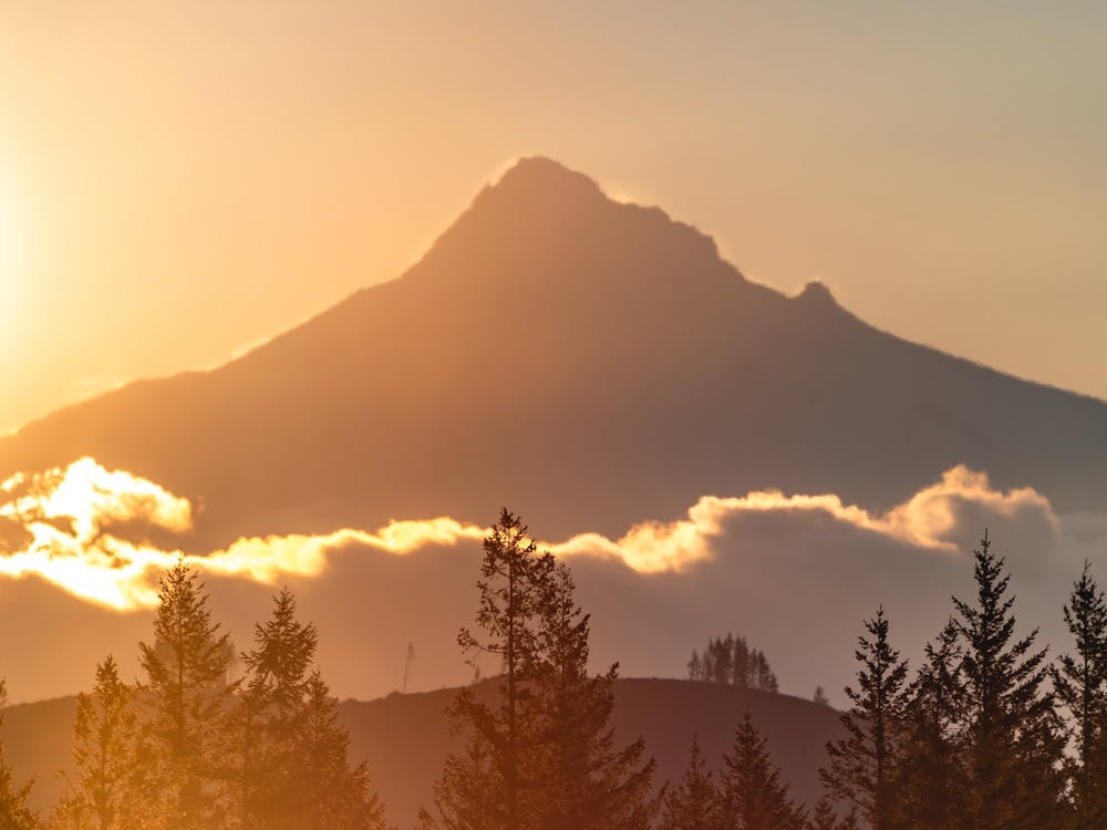 Mount Hood Hideaway - Oregon Trail Dreams II