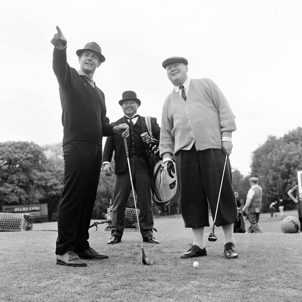 Sean Connery, Gert Frobe und Harold T Sakata, 1964