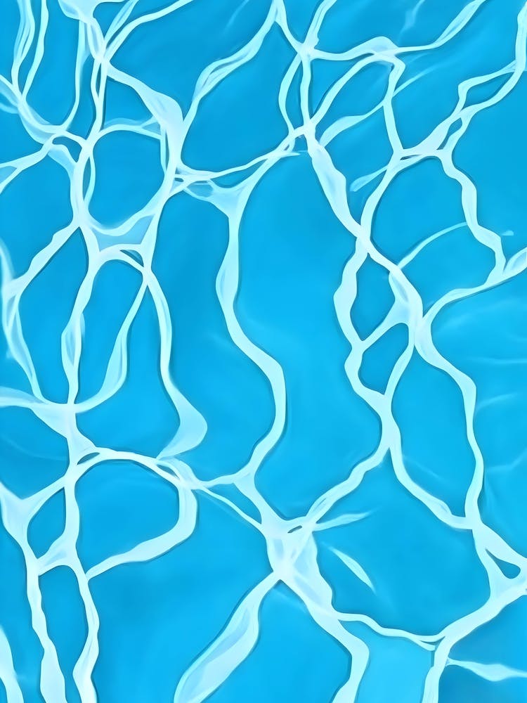 Ondulations de l'Eau dans la Piscine