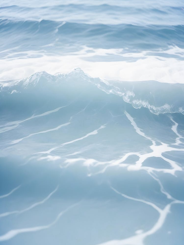 Photographie Esthétique Bleue d'Eau de l'Océan