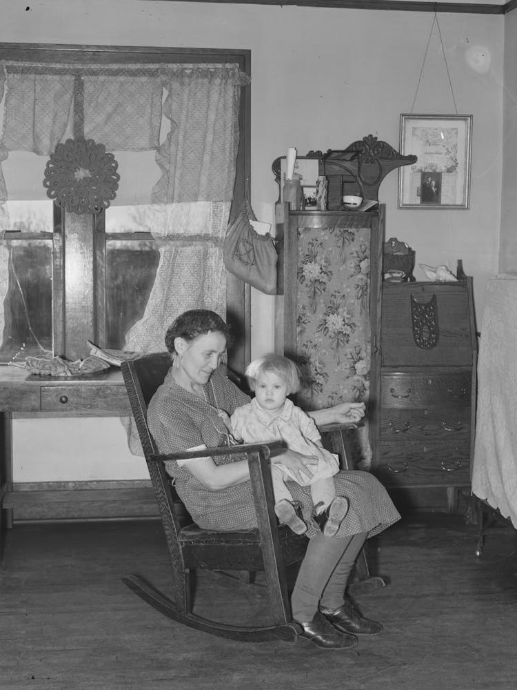 Mother And Child, Williams County, North Dakota By Russell Lee