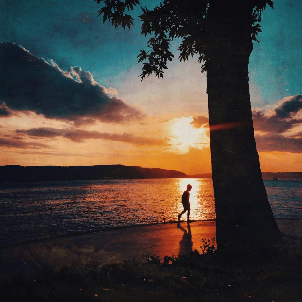 Child In The Sun Square