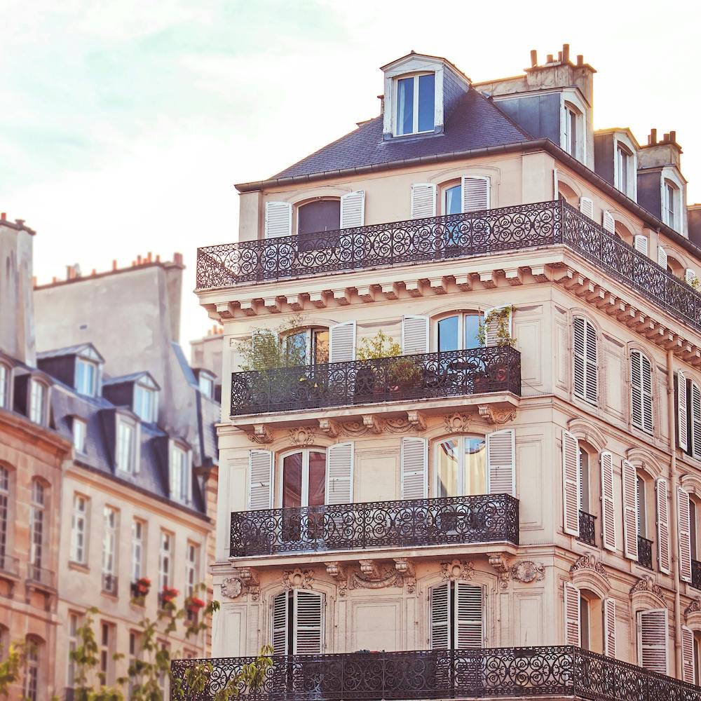 Paris Bliss Square