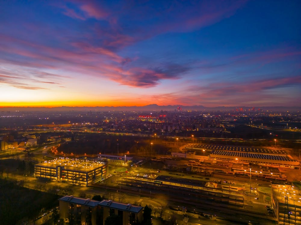 Poster Bellissimo tramonto a Milano Stampe d'Arte