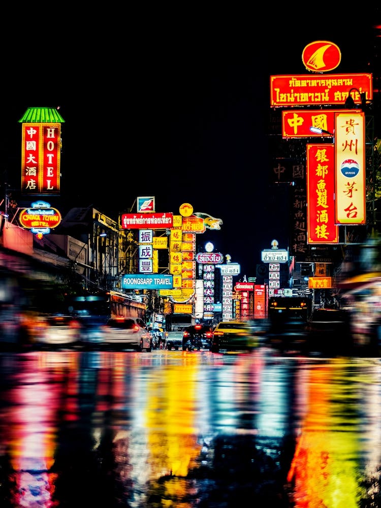 Neon night city: Thailand (synthwave/vaporwave/retrowave/cyberpunk) — aesthetic poster