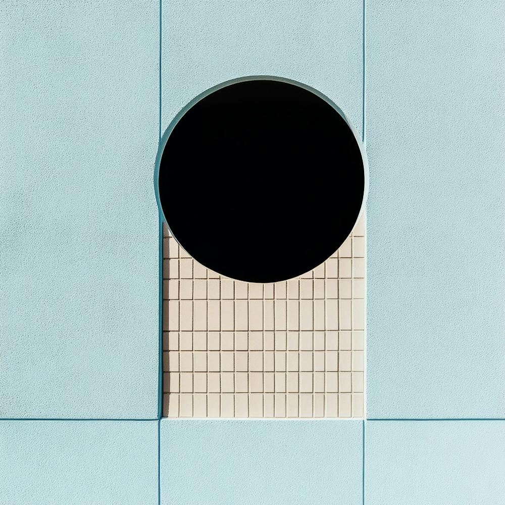 Circle In The Wall