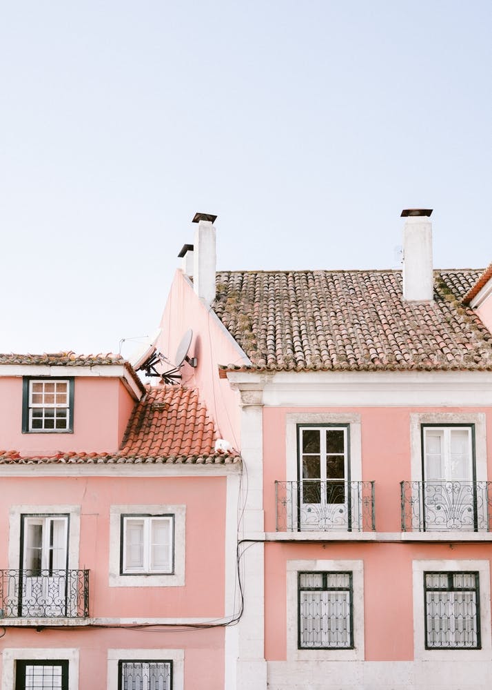 Lisbon Pink In Graca