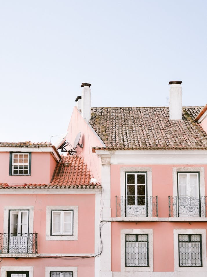 Lisbon Pink In Graca