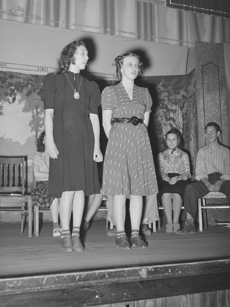 Duet, Americanization Program, High School, Eufaula, Oklahoma By Russell Lee