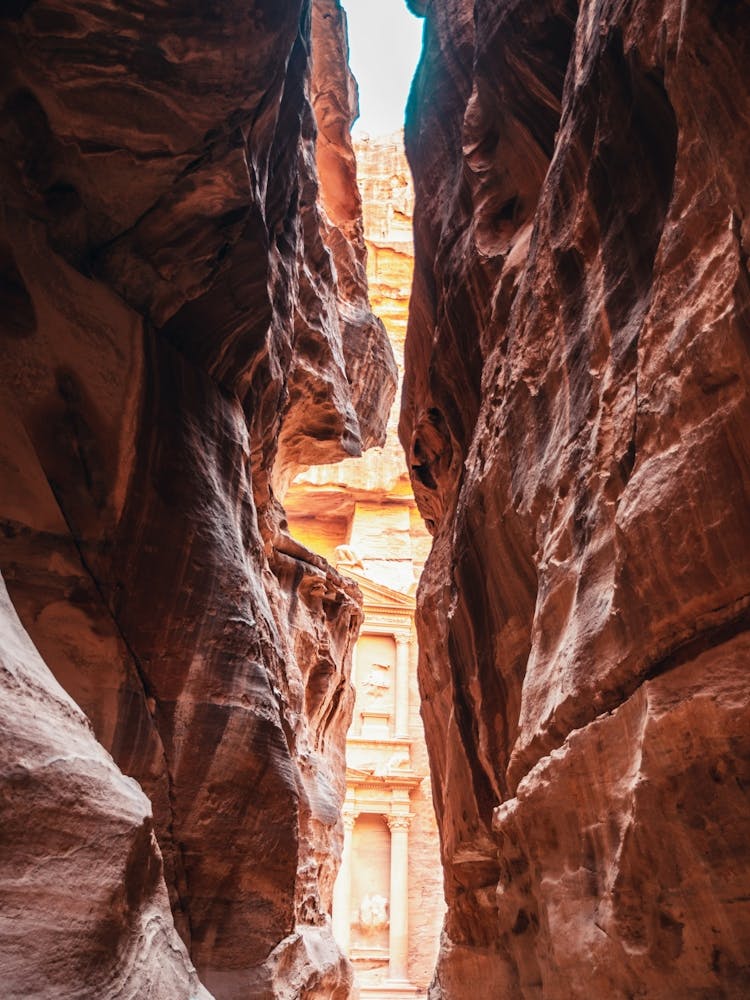 Petra Jordan through the colorfull canyons