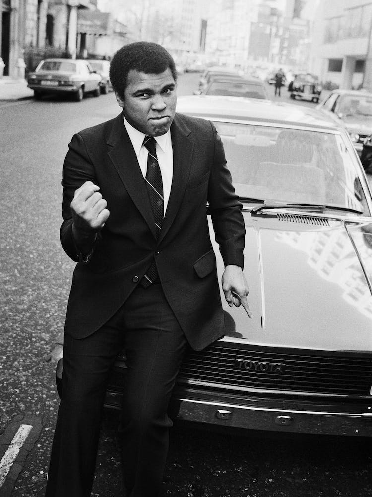 Muhammad Ali Announces To The World That He Will Be Comimg Out Of Retirement