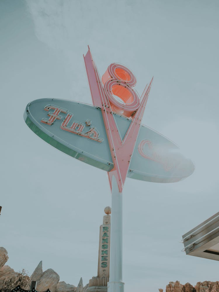 Flo’s V8 Cafe Radiator Springs