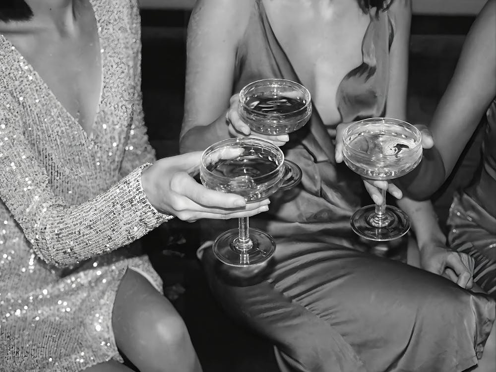 Women Drinking Cocktail Wall Art, Black And White Print, Cheers Print, Best Friends Poster, Alcohol Art, Bar Cart Print, Retro Wall Decor