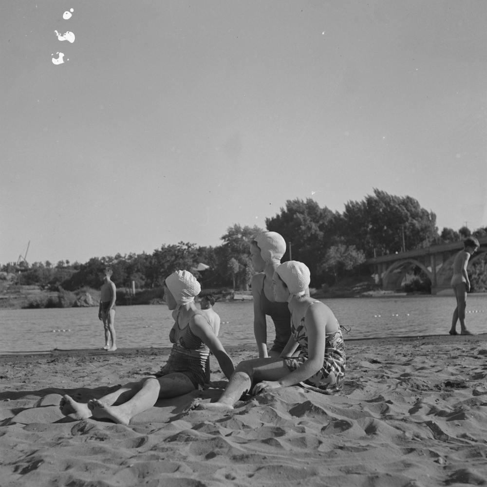Redding, California,Young People On The Beach Of The Sacramento River By Russell Lee