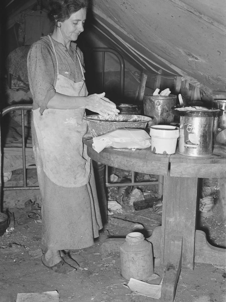 White Migrant Mother Making Biscuits In Tent Home, Mercedes, Texas, See 32108 D By Russell Lee