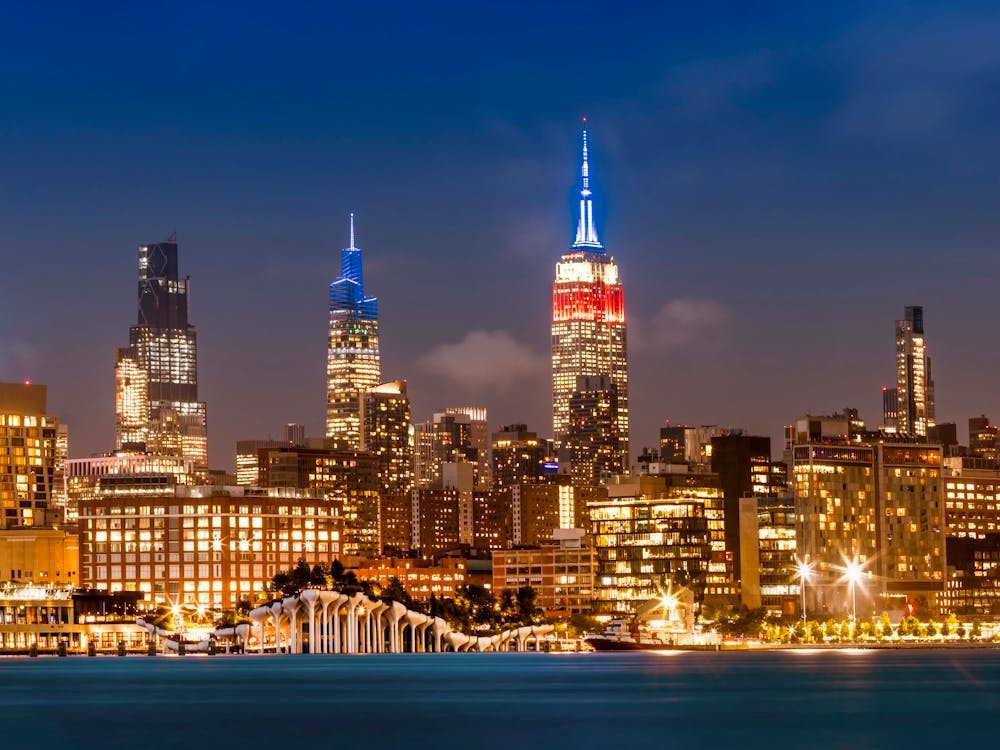 Impressive Midtown Manhattan Skyline With Little Island
